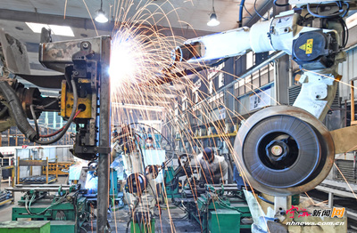 搬运车迈入智能时代 制造业的机械变革